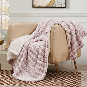 New* Sherpa/micromink throw blanket 50x60”
